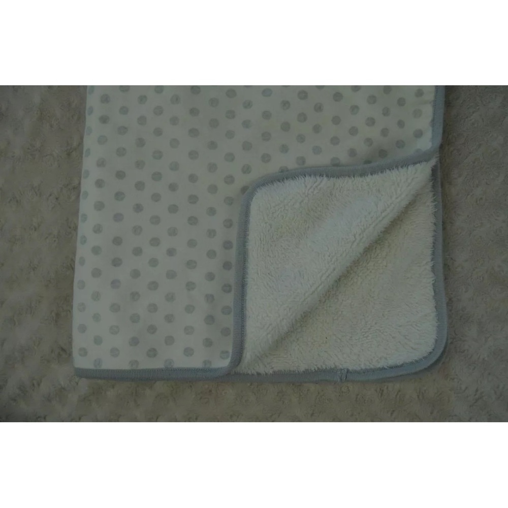 The Children's Place Polka Dot Baby Blanket Gray Off White Cream Sherpa